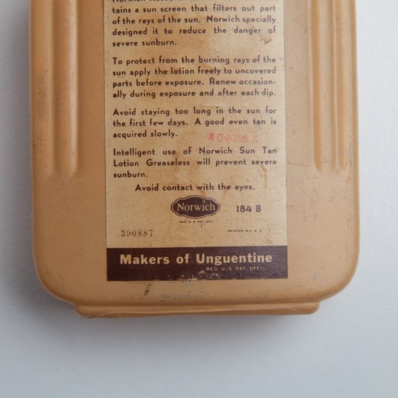 Vintage MCM Glass Bottle  - Norwich Greaseless Sun Tan Lotion - Apothecary Beach - Picture 13 of 14